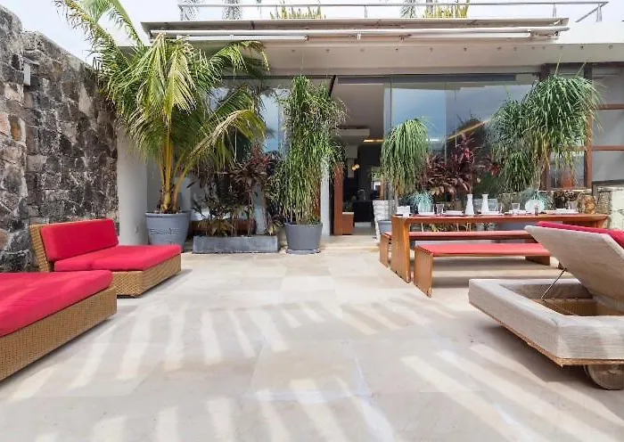Luxury At Playa Mamitas Apartment
